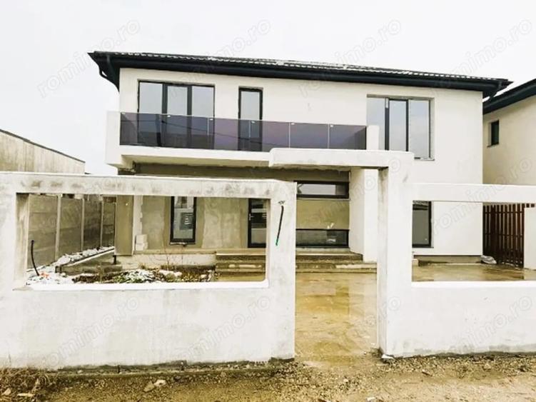 Casă cu Teren 586 Mp în Slătioara