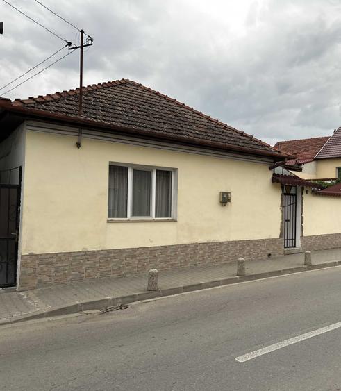Casă cu 3 camere în Ultracentral