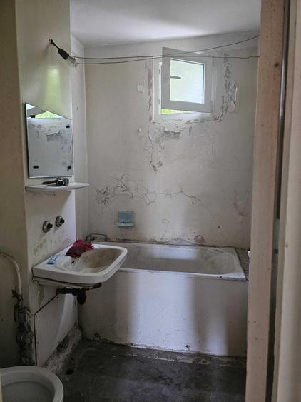 De vanzare Apartament 3 camere,etaj 1,zona Ion Creanga - 5