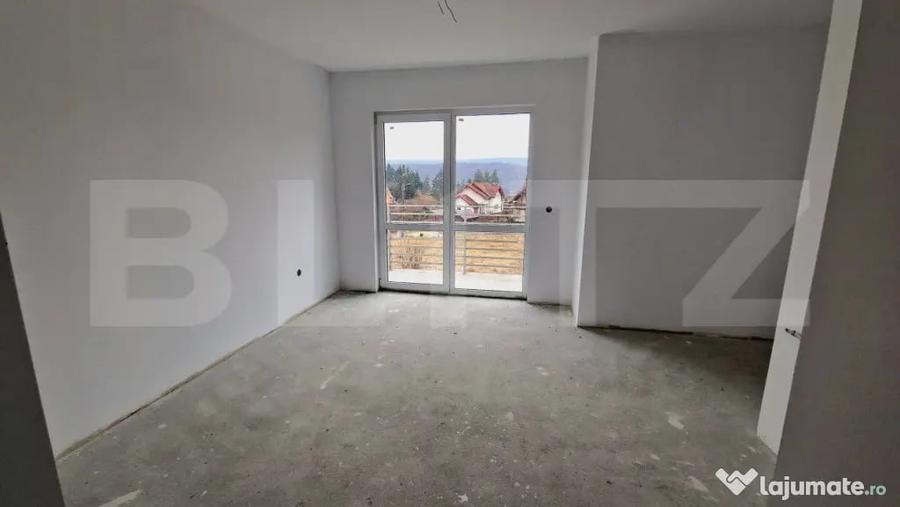 Casă cu 3 camere cu Teren 172 Mp în Gilău