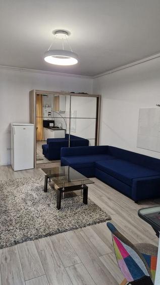 Garsonieră semidecomandată, mobilată în Fundeni