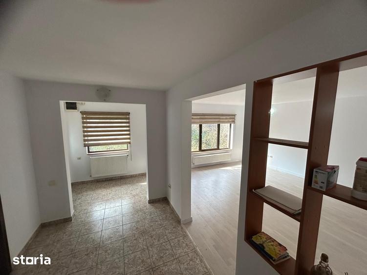 Casă cu 4 camere cu Teren 300 Mp în Banat