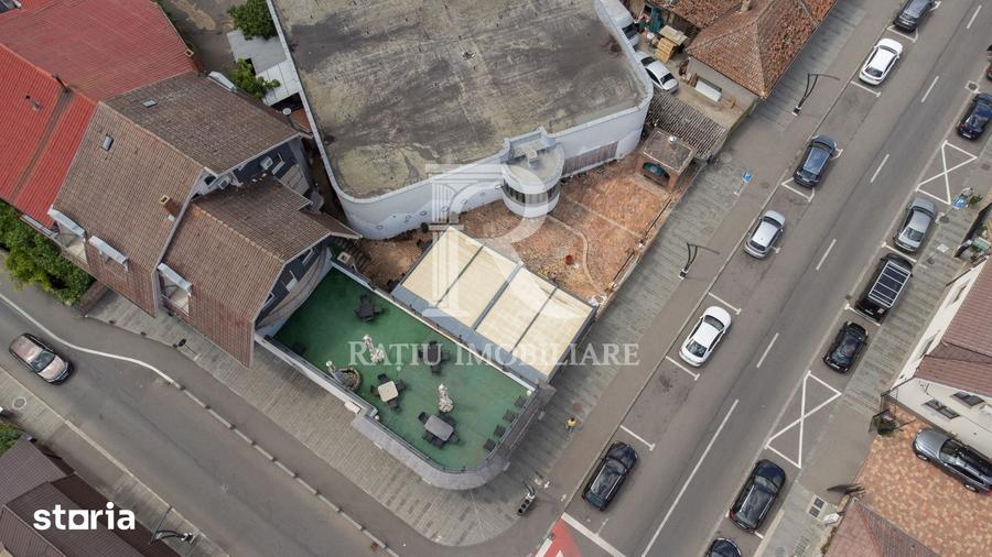 Casă cu 9 camere cu Teren 519 Mp în Băile Felix