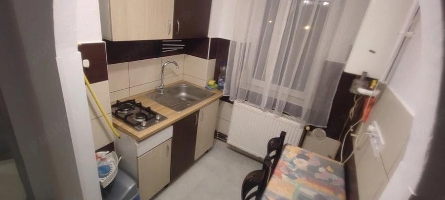 Garsonieră decomandată în Progresul