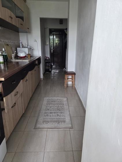 Apartament cu 2 camere semidecomandat în Muncii
