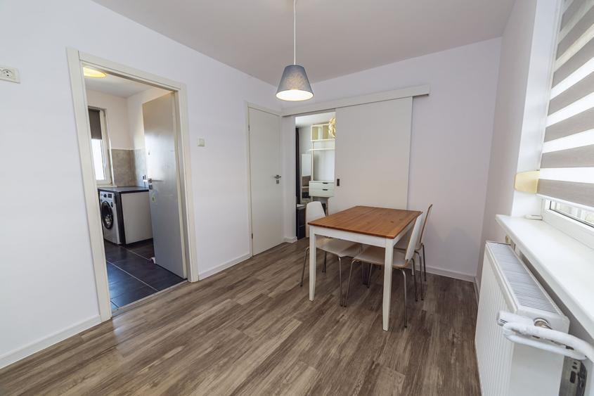 Apartament cu 3 camere semidecomandat, mobilat în Grivița