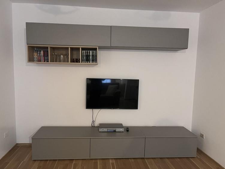 Apartament cu 3 camere semidecomandat în Ultracentral