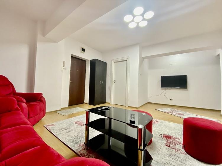 Apartament cu 3 camere decomandat, mobilat în Nord
