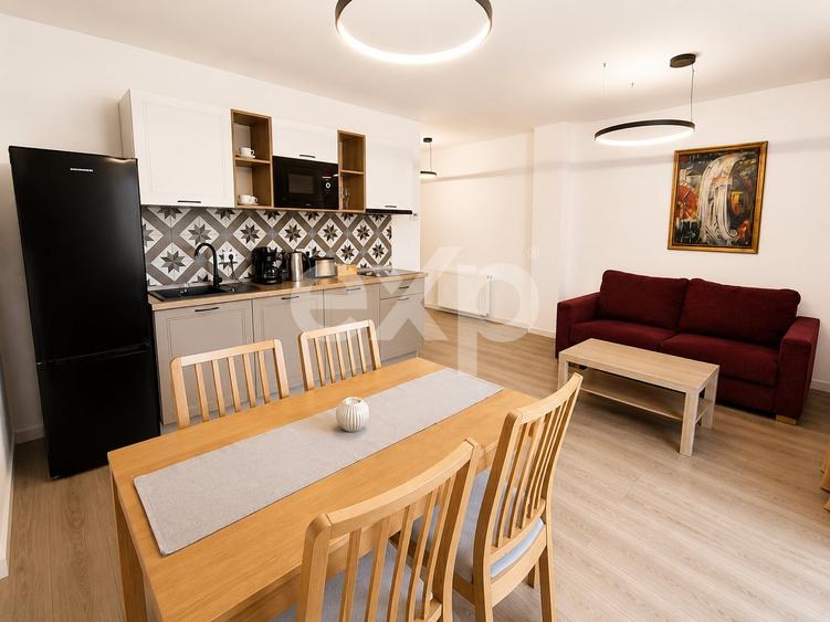 Apartament cu 2 camere semidecomandat, mobilat în Borhanci