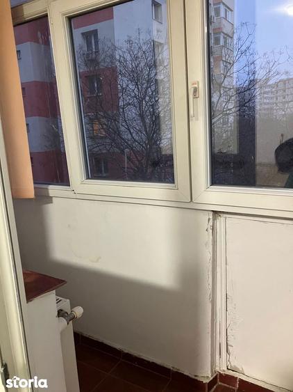Apartament cu 2 camere decomandat, mobilat în Tei