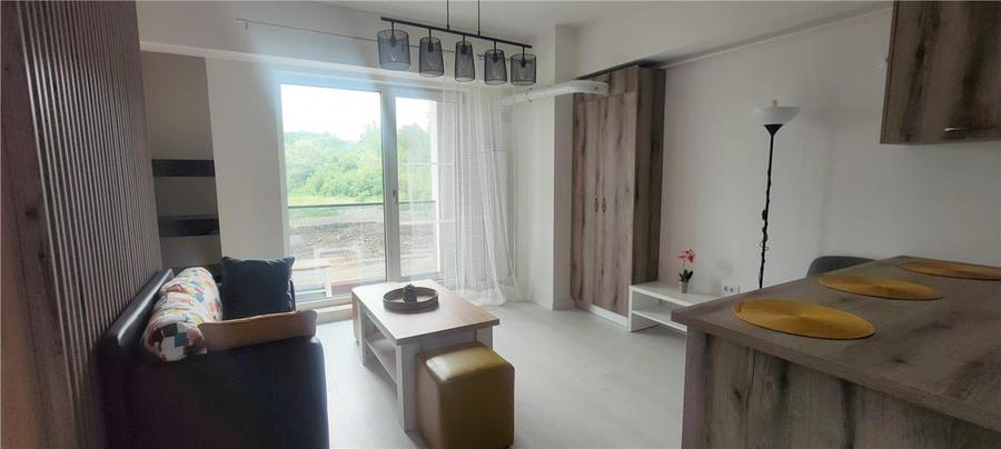 Apartament cu 2 camere decomandat în Tătărași