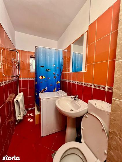 Apartament cu 2 camere semidecomandat, mobilat în Piața Unirii