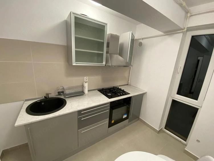 Inchiriez apartament 2 camere + loc de parcare | 500 - 6