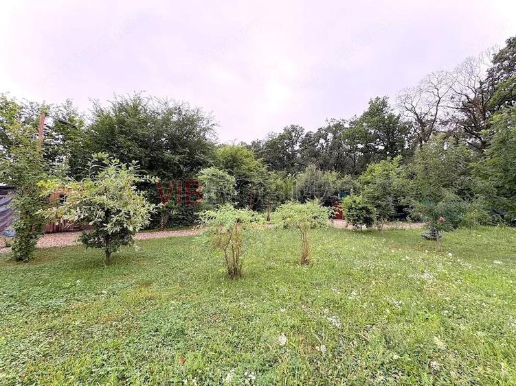 Teren de 1295 mp, în Ghermănești