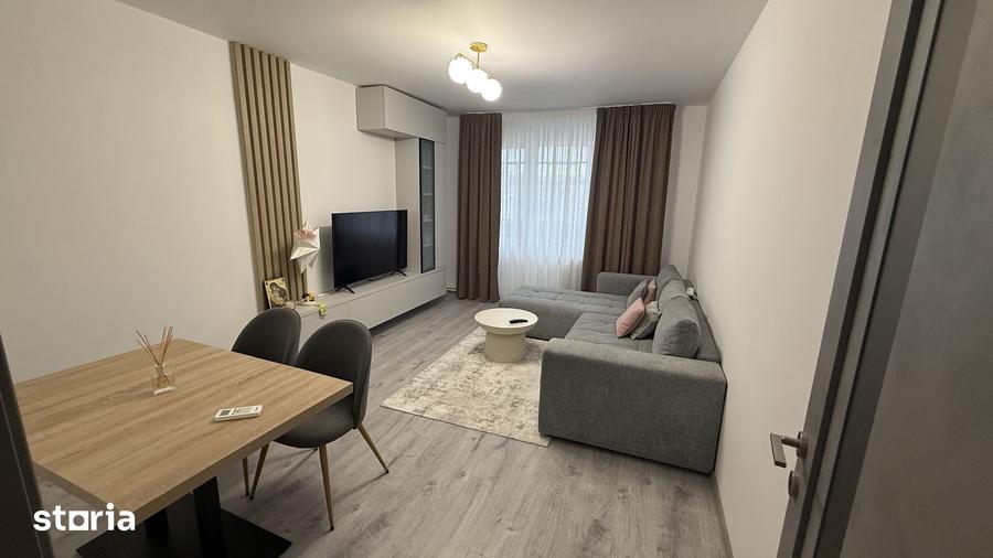 Apartament cu 3 camere în Alexandru cel Bun