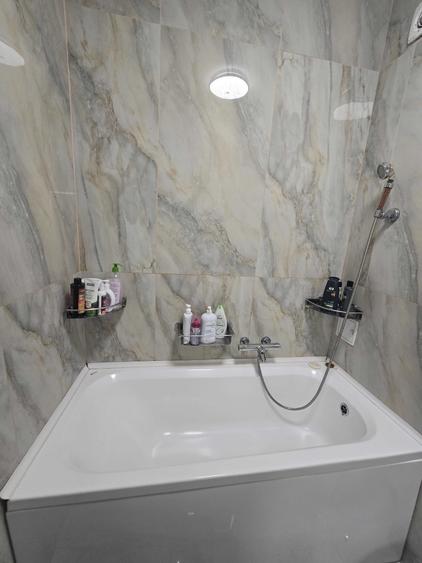Apartament cu 3 camere decomandat în Sântandrei