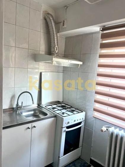 Garsonieră decomandată în Veteranilor