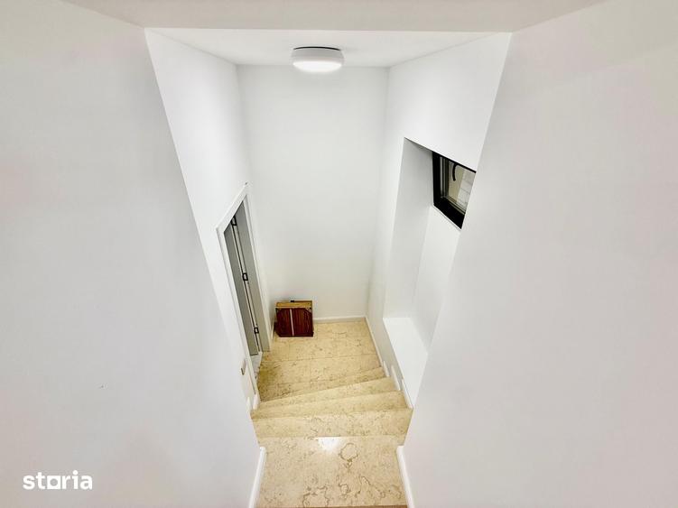 Spațiu comercial, de 43 mp, în Piața Unirii