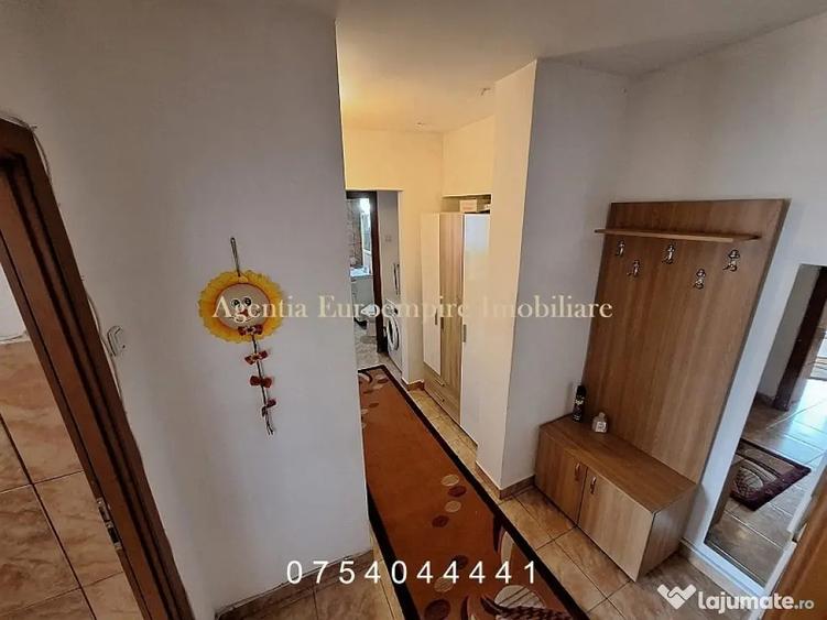 Apartament cu 2 camere decomandat în Capitol