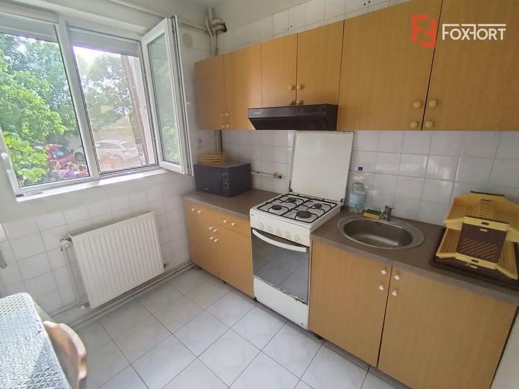 Apartament cu 2 camere decomandat, mobilat în Complex Studențesc