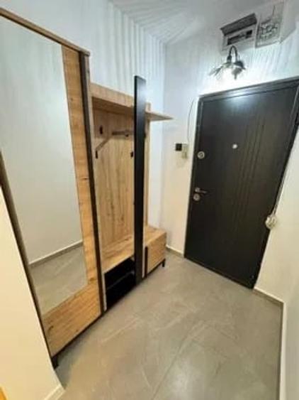 Apartament cu 2 camere semidecomandat în Tătărași