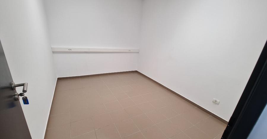 Spațiu comercial, de 1,695 mp, în Aradul Nou