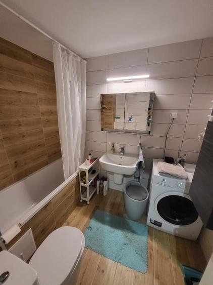 Apartament cu 2 camere semidecomandat, mobilat în Pantelimon