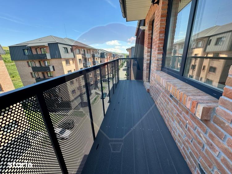 Apartament cu 2 camere semidecomandat în Chinteni