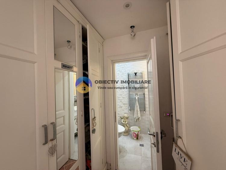 Casă individuală cu 6 camere cu Canalizare în Sărata