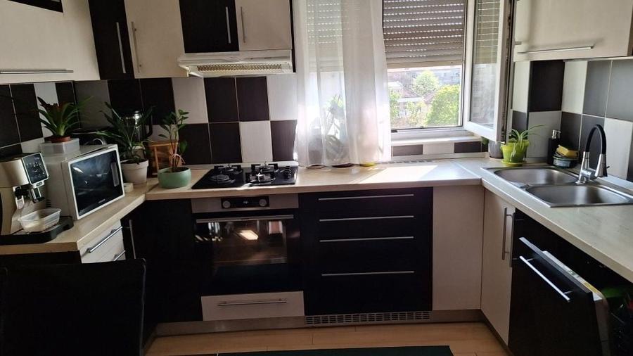 Apartament cu 2 camere decomandat în Rogerius