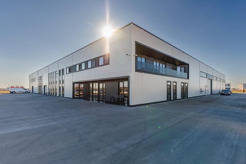 Spațiu industrial, de 3,446 mp, în Sânandrei