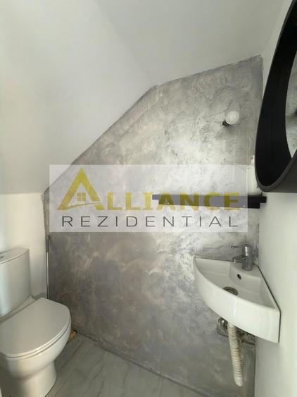 Casă individuală cu 3 camere cu Canalizare în Berceni