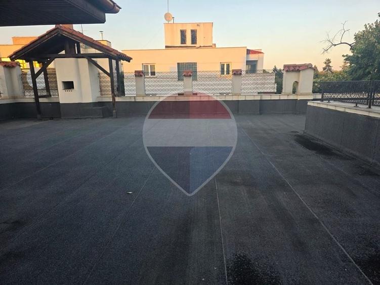 Apartament cu 2 camere decomandat în Primăverii
