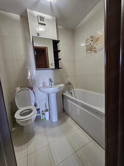 Apartament cu 2 camere decomandat în Ghencea