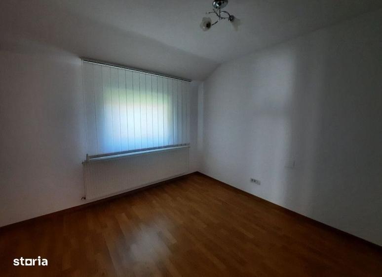 Casă cu 4 camere în Alexandru cel Bun