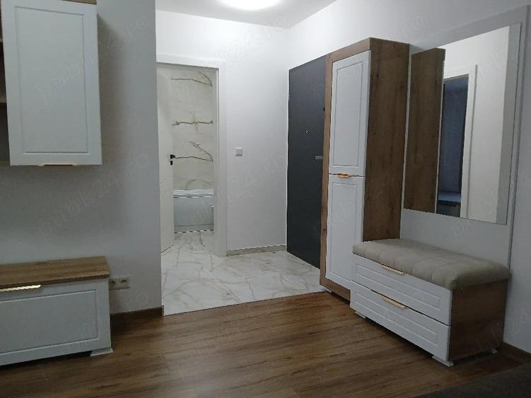 Apartament cu 2 camere decomandat în Exterior Vest