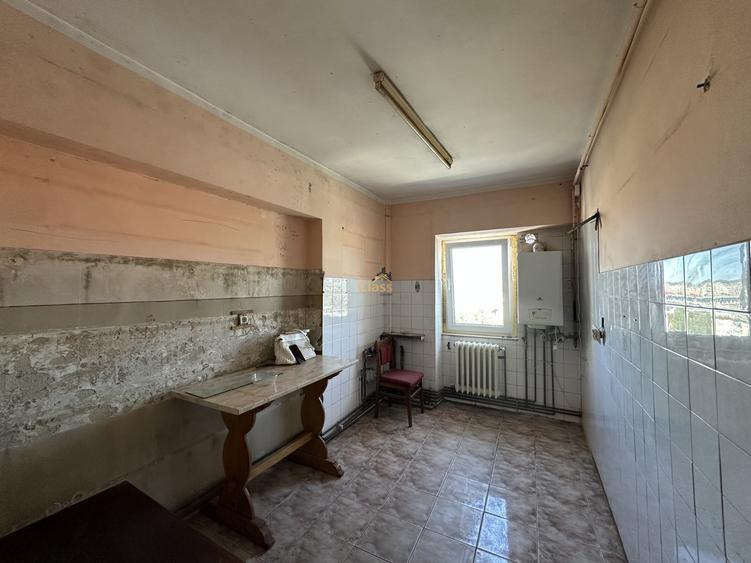 Apartament cu 2 camere decomandat în Mărăști