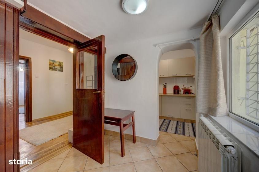 Apartament cu 3 camere decomandat în Unirii
