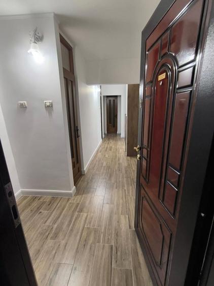 Apartament cu 3 camere decomandat în Obcini