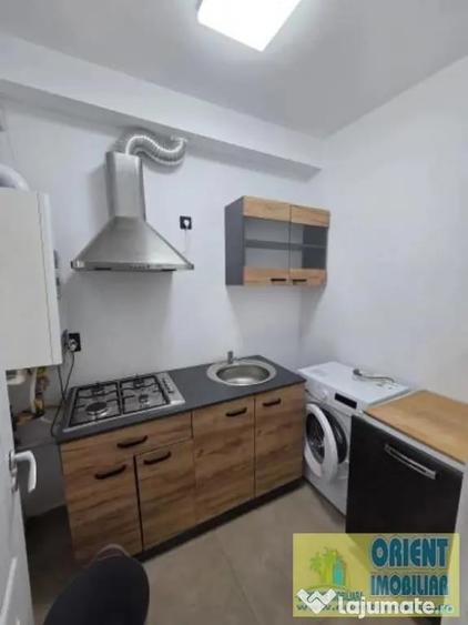 Apartament cu 2 camere decomandat, mobilat în Central