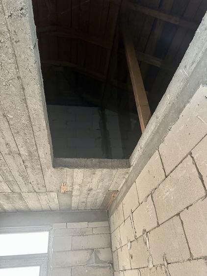 Casă cu 4 camere cu Teren 333 Mp în Central