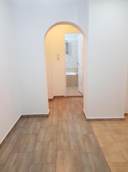 Apartament cu 2 camere decomandat în Sebastian