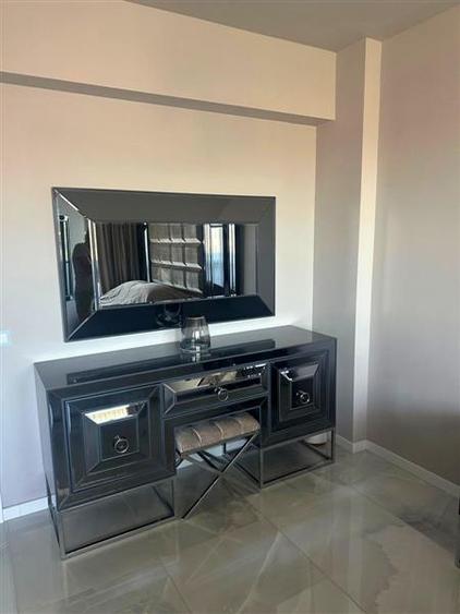 Apartament cu 2 camere semidecomandat, mobilat în Zorilor
