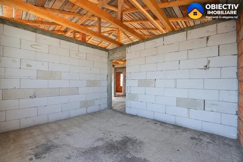 Casă cu Teren 600 Mp în Dumbrava