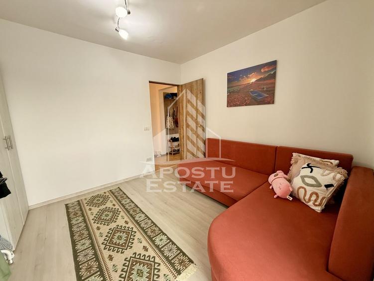 Apartament cu 2 camere decomandat, mobilat în Complex Studențesc