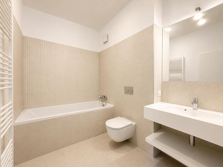 Apartament cu 2 camere decomandat, mobilat în Băneasa