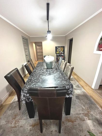 Apartament cu 4 camere decomandat în Nord-Est