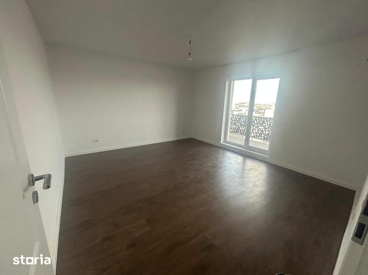 Apartament cu 2 camere decomandat în Apărătorii Patriei