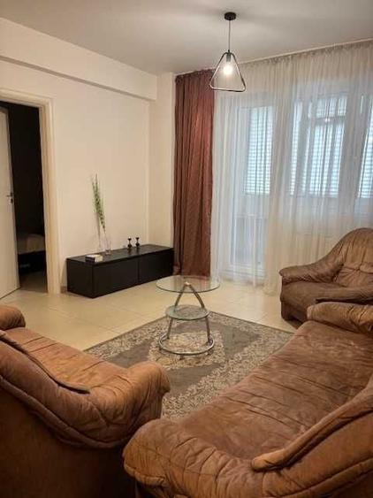 Apartament cu 2 camere semidecomandat în Roșu