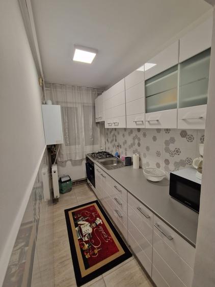 Apartament cu 3 camere în Spitalul Județean